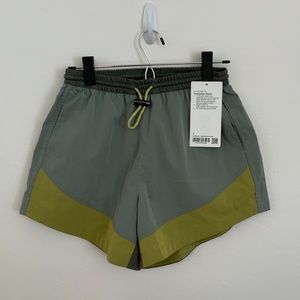 Evergreen Short - 2 - Grey Sage/Yellow Pear/Green